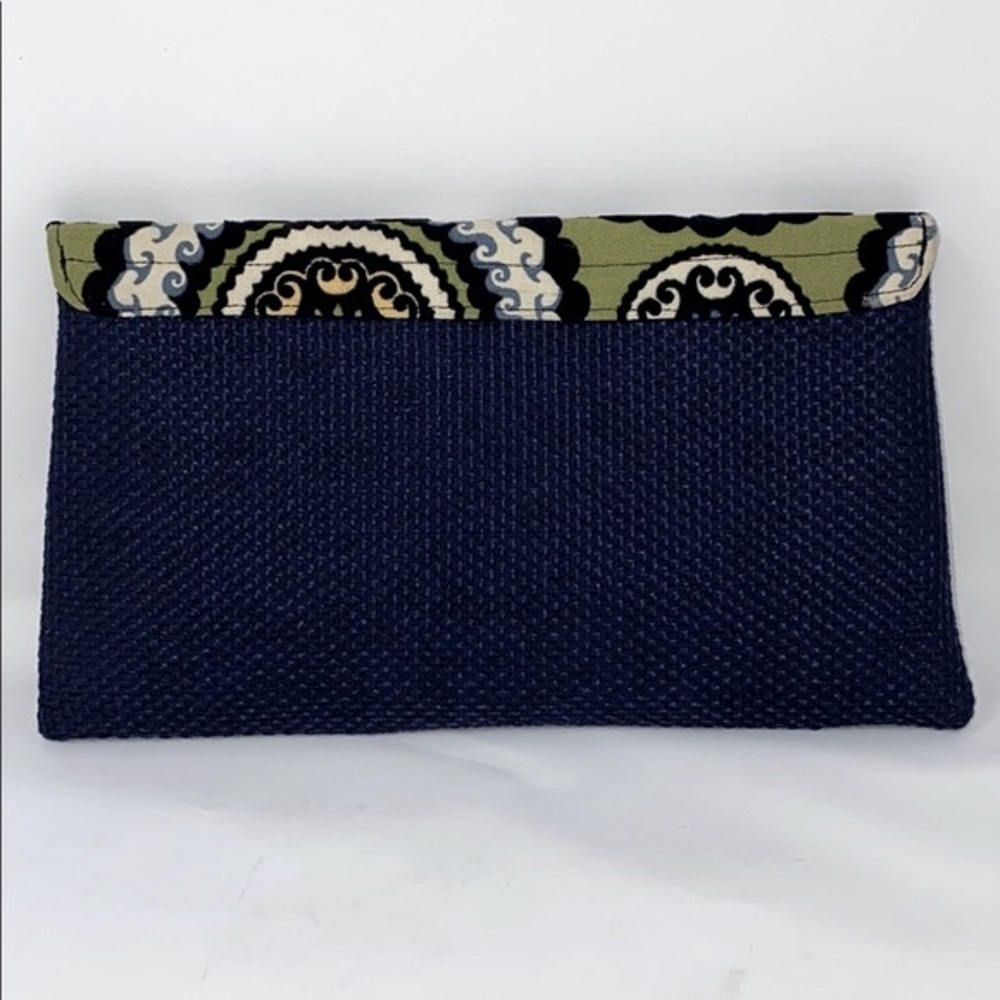 Vintage Velvet Ribbed‎ Clutch - Picture 2 of 6